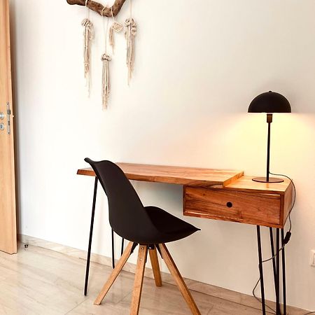 Edles Apartment In Architektenvilla Mit Grossem Pool, Sauna, Dachterrasse Und Malerischem Garten Патайас Екстериор снимка